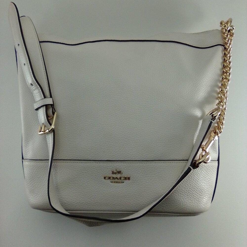 Coach Paxton Duffle In Chalk White Pebble Leather Shoulder Bag 1922-F72692